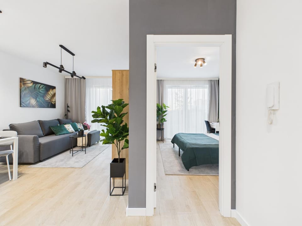 TV and multimedia, Photo of the whole room, Bedroom
