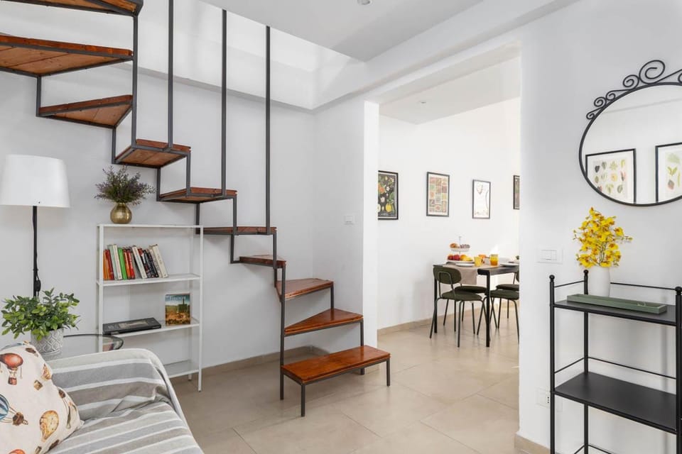Library, Living room, Seating area