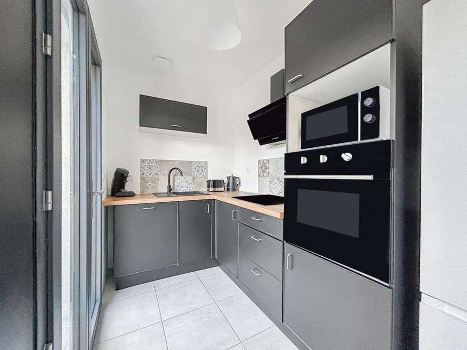 Maison moderne T5 · 4 ch sdb privatives · Terrasse Villa in Poitiers