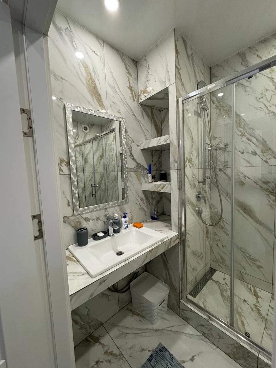 Квартира с евроремонтом Apartment in Odessa