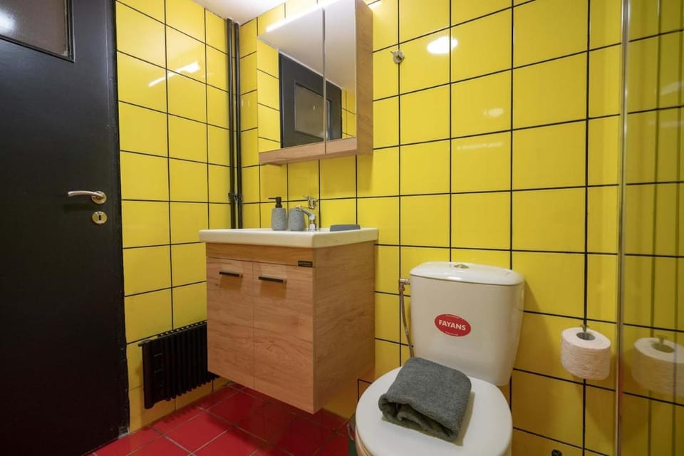 Warm 2BR Apt - Central Kypseli by ΜΡS Apartment in Athens