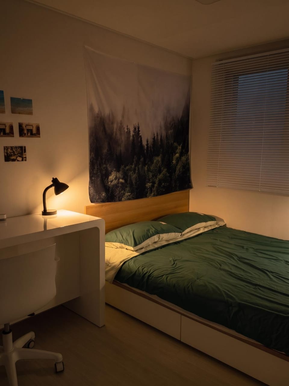 Bed, Bedroom