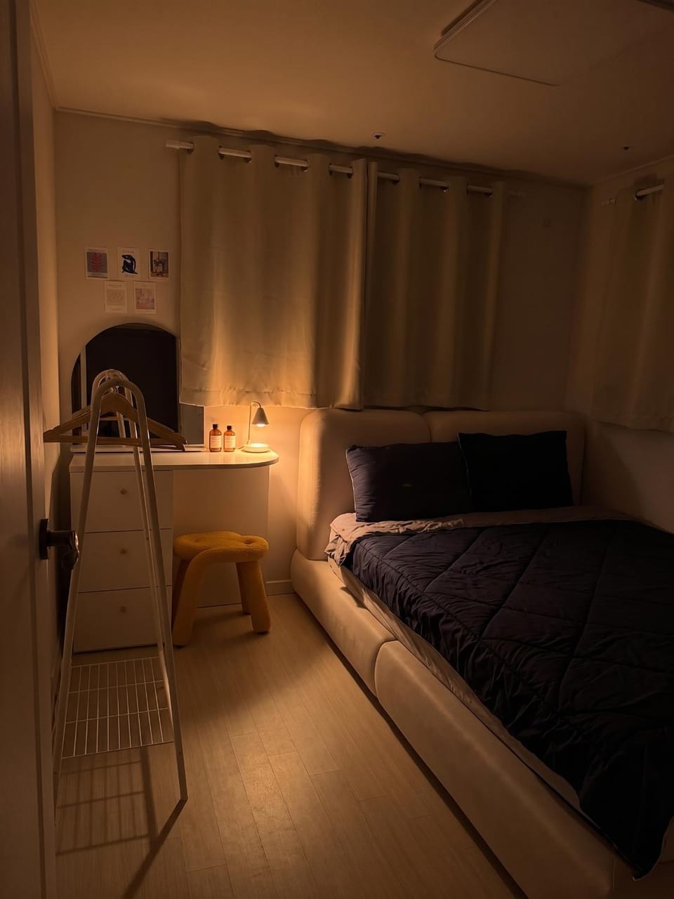 Bed, Bedroom