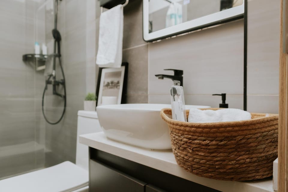 Shower, bidet