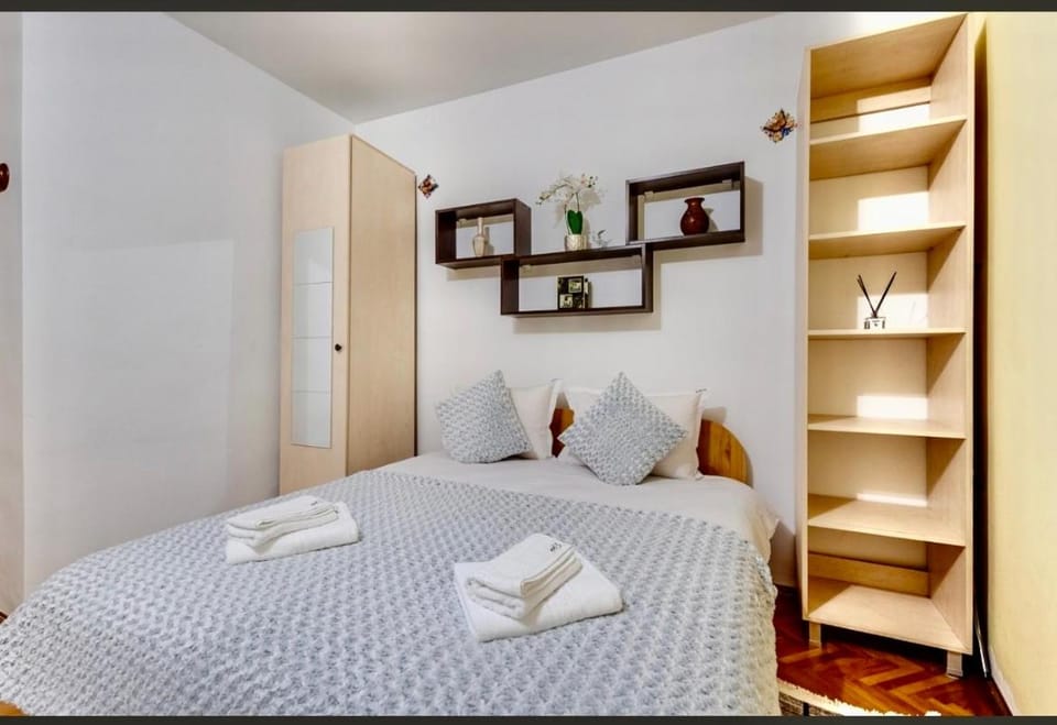 Bed, wardrobe