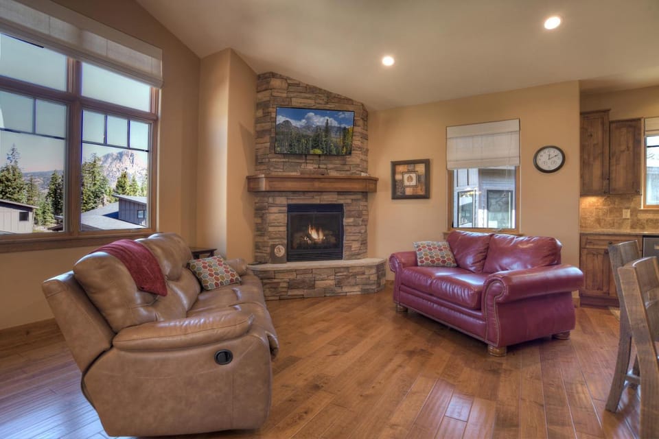 Home Across from Purgatory - Views - Hot Tub House in La Plata County