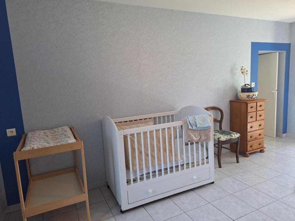 cot