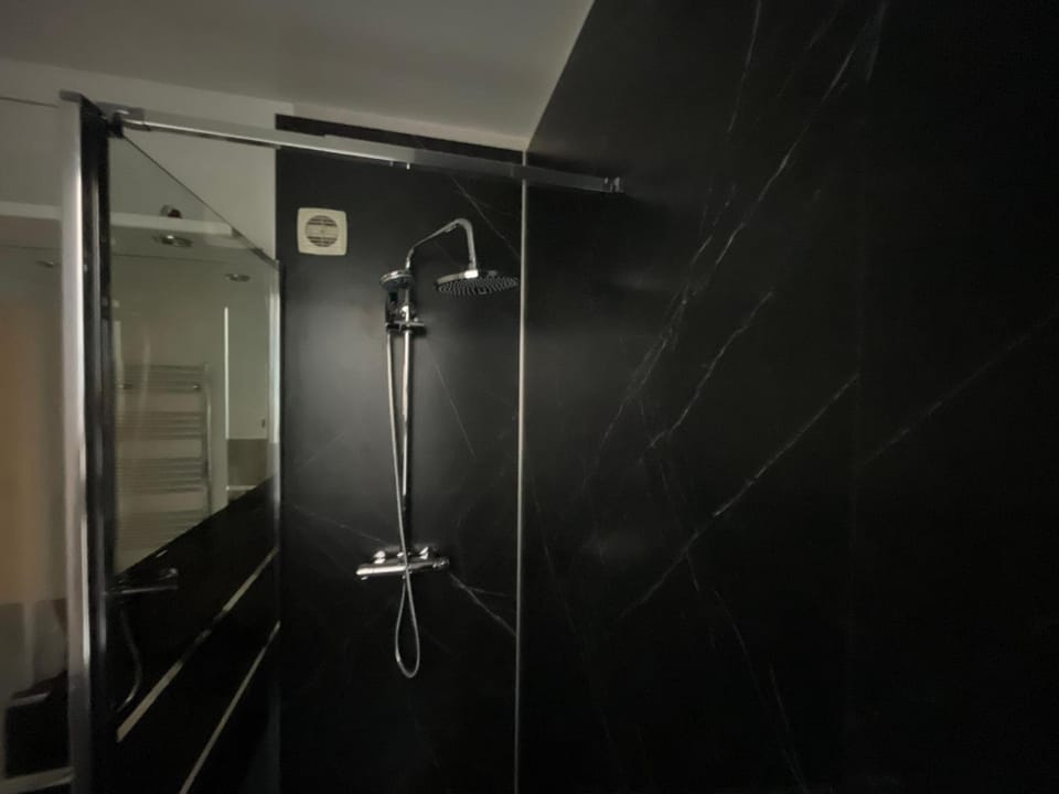 Bathroom, Living room