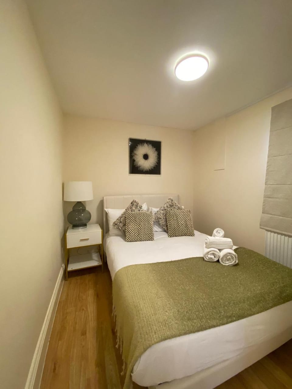 Riverside 2 Bedroom Apartment - Central Location Apartment in Kingston upon Thames