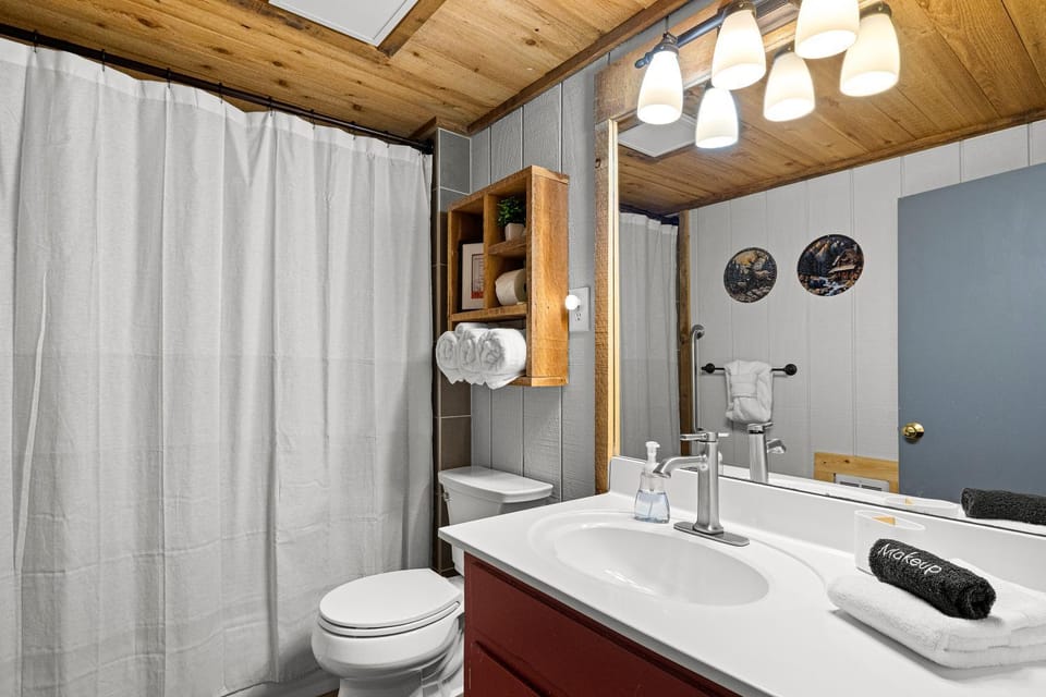 Bathroom, Bath, heating