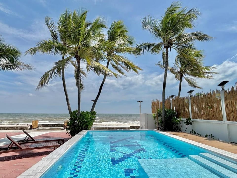 WalkToBeach-KingBr,Balcony,Kitchen,Grill,Pool,Cabana,FoodSt House in Hua Hin District