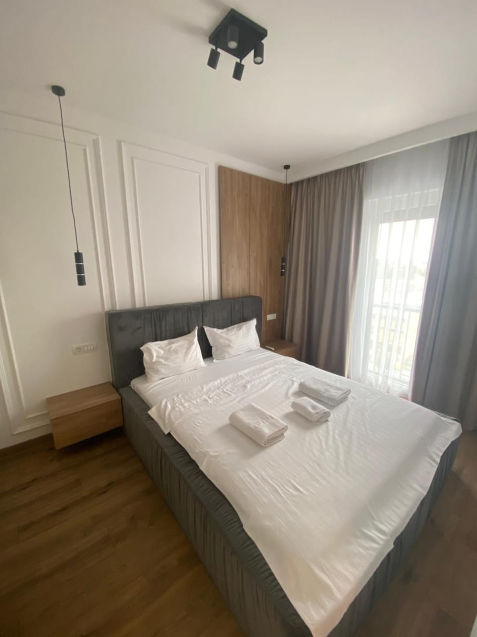Bed, Photo of the whole room, Bedroom, towels, wardrobe