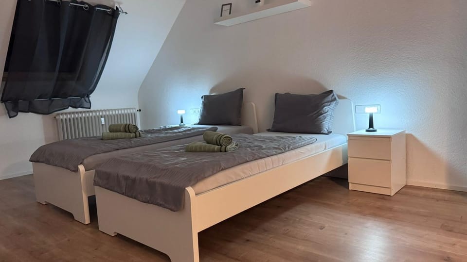 Living room, Bedroom