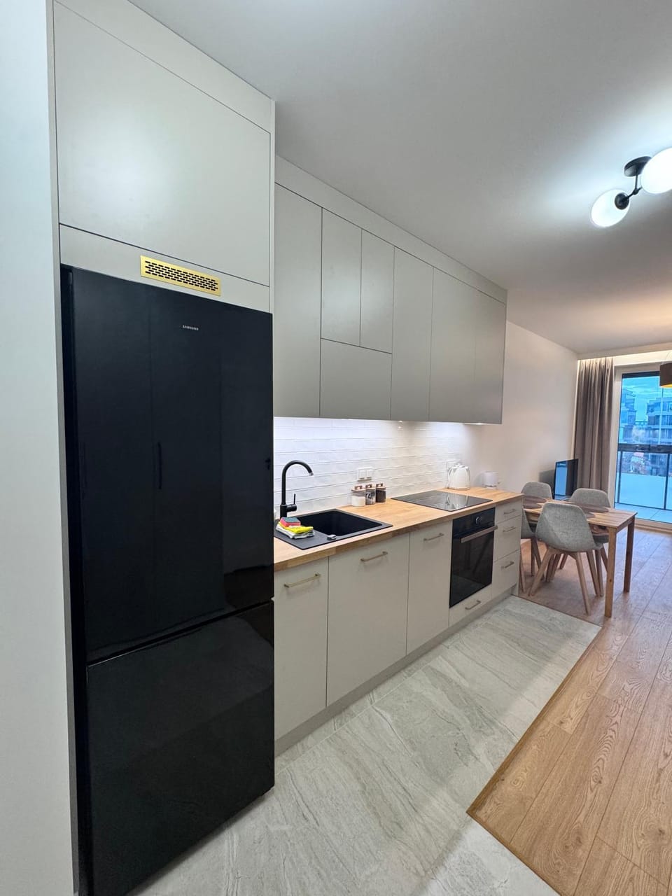Forest Apart IX Aleje Jerozolimskie Apartment in Warsaw