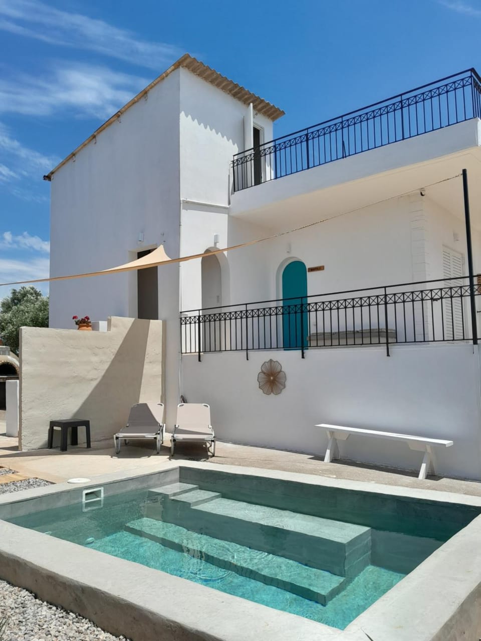 Day, View (from property/room), Pool view, Swimming pool, sunbed