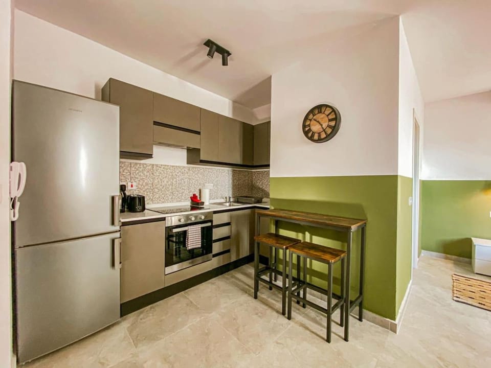 Green Studio in Gzira Apartment in Sliema