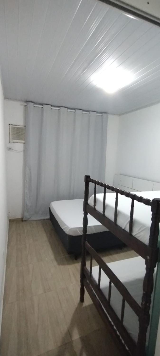 Casa com piscina House in Caraguatatuba