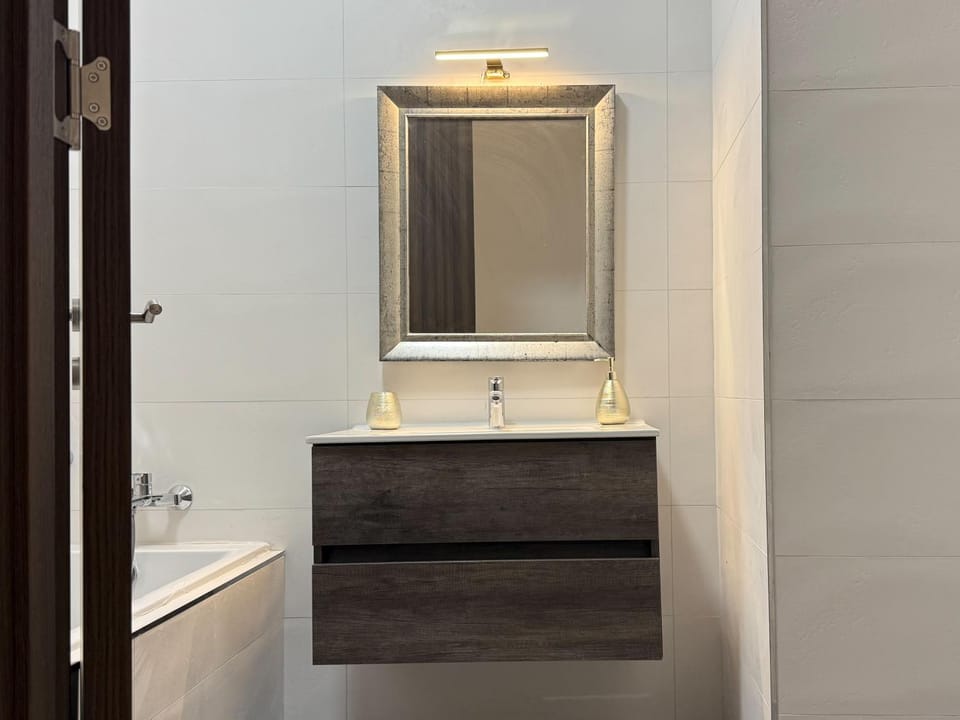 Hakuna Matata Rooms Vacation rental in Malta