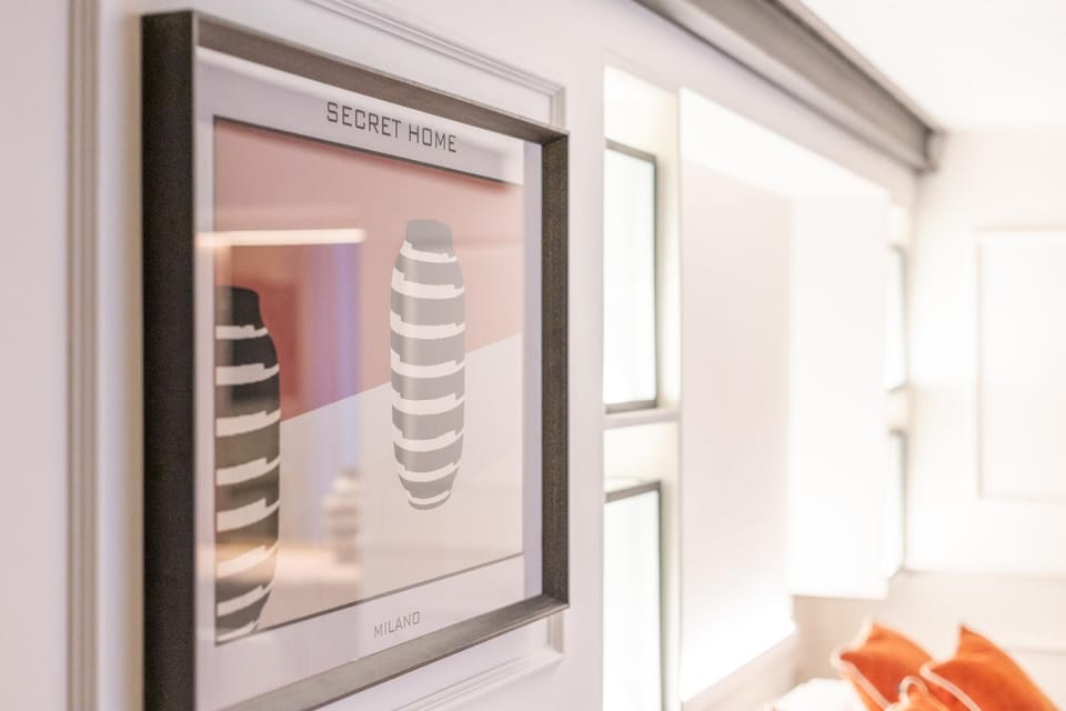 Secret Home - San Babila Lux Apartments Apartment in Milan