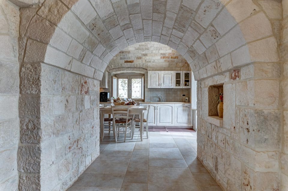 Le Dimore Crescenzio, Authentic Apulian Experience House in Locorotondo