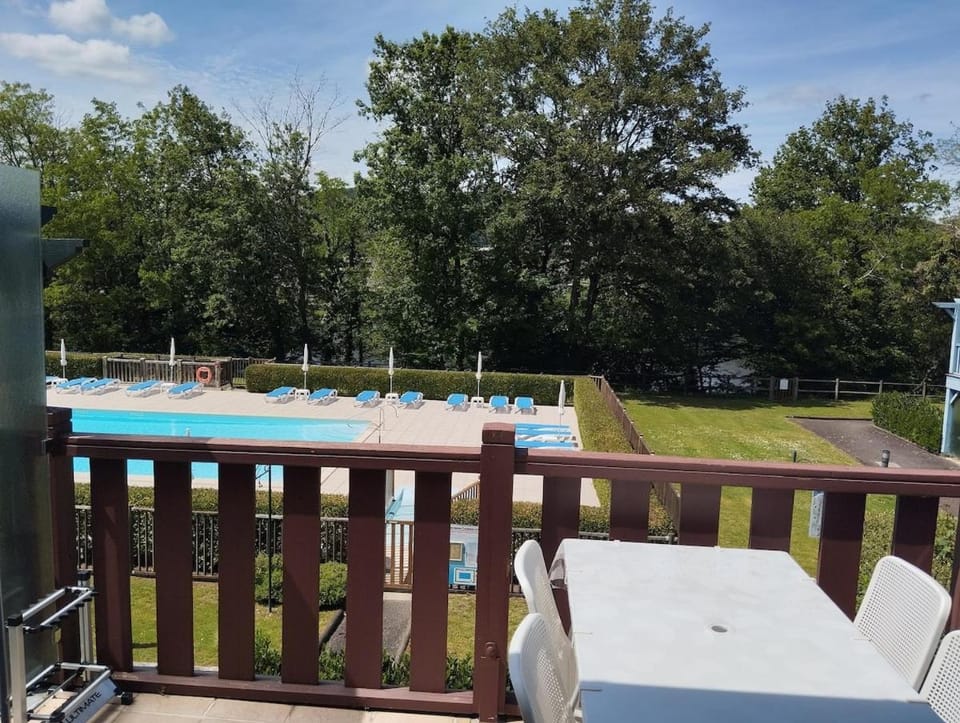 Appartement vue riviere Apartment in Argentat-sur-Dordogne