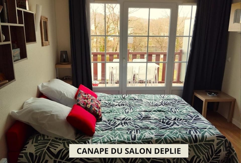 Appartement vue riviere Apartment in Argentat-sur-Dordogne