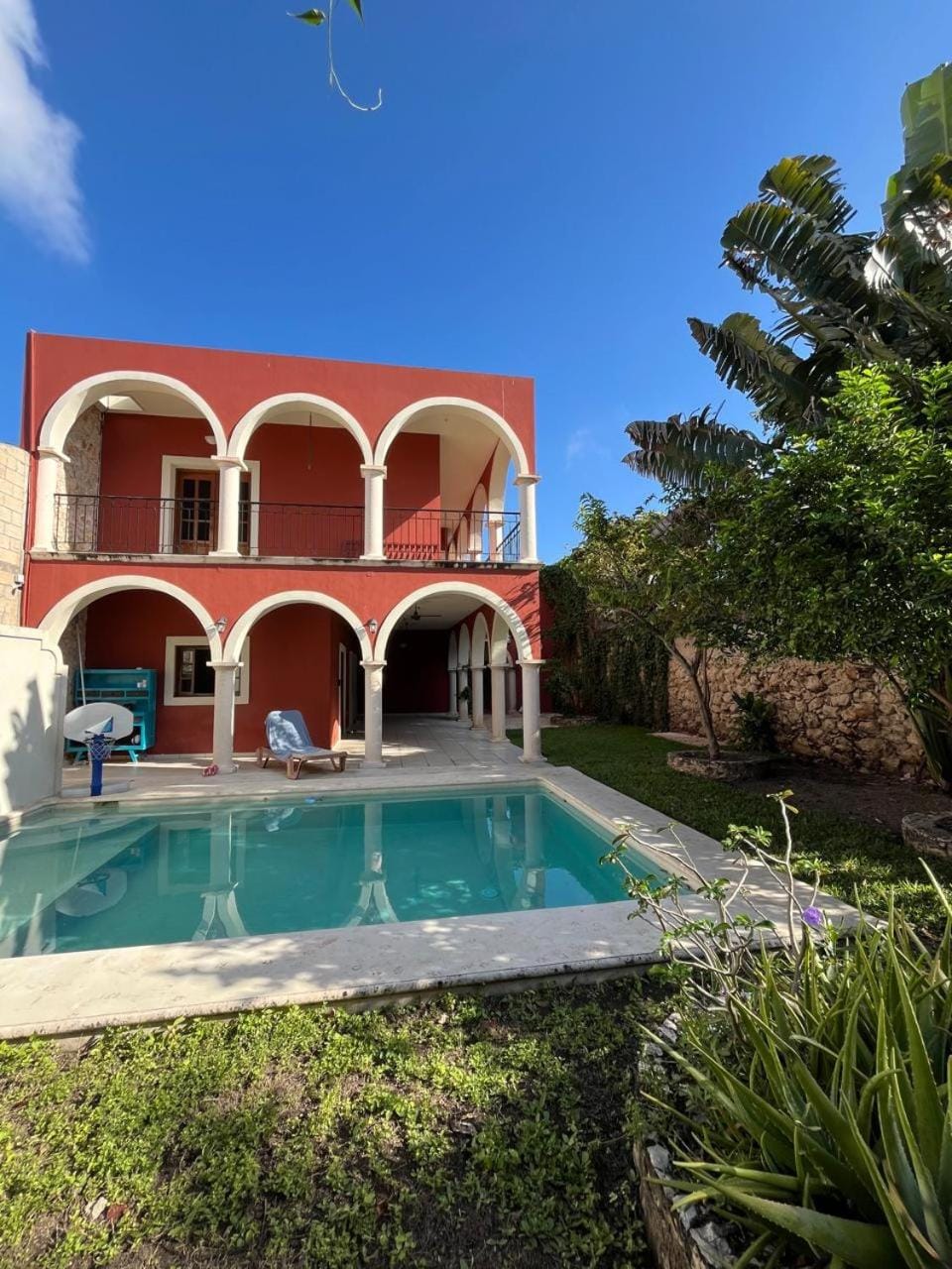 Property building, Swimming pool