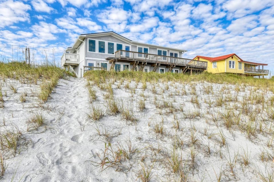 Ocean Sunrise Retreat House in Vilano Beach