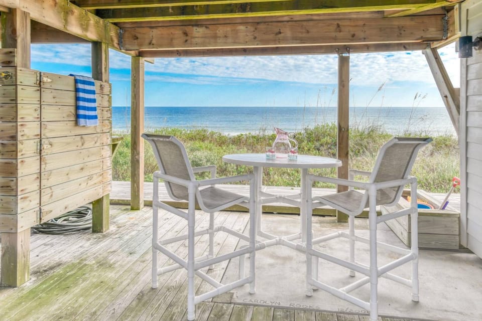 Ocean Sunrise Retreat House in Vilano Beach