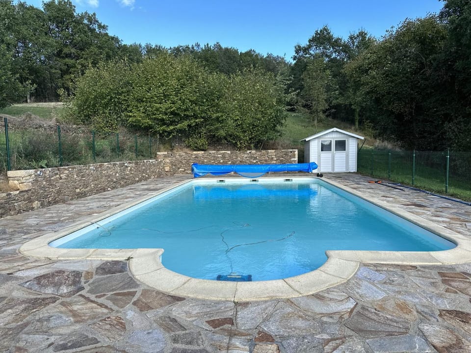 Swimming pool, Swimming pool