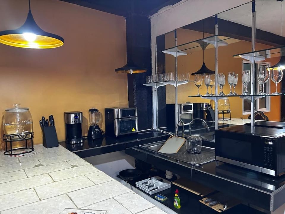 3BR Centro amplio a 1 cuadra playa Apartment in Puerto Vallarta