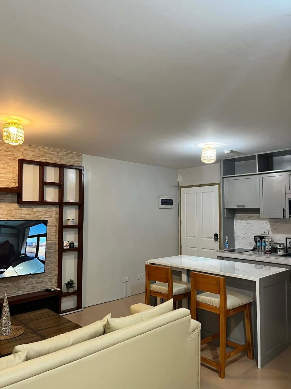 TV and multimedia, Kitchen or kitchenette, Dining area