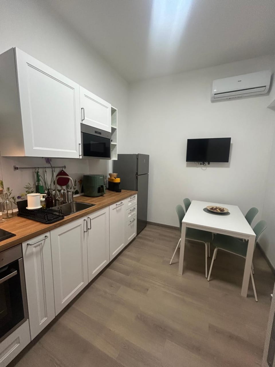 ETNA HOUSE LUXURY con giardino e vasca idromassaggio Apartment in Sicily