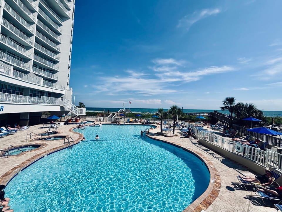 Pool view, Swimming pool