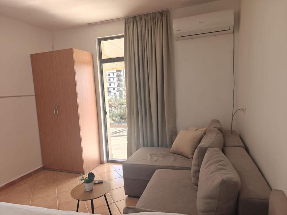 Bed, Living room, Photo of the whole room, Seating area, Bedroom, wardrobe