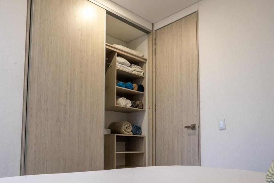 Modern apt near the beach with Jacuzzi, Cartagena Apartment in La Boquilla