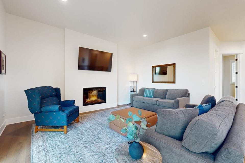 Lake Goodwin Retreat House in Lake Goodwin