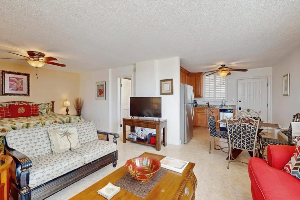 Sunset Bonita Beach Apartment in Bonita Springs
