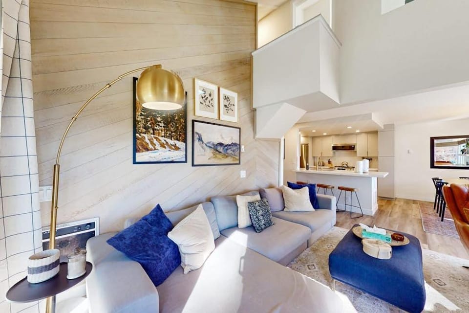 Sierra Megeve 31 Apartment in Mammoth Lakes
