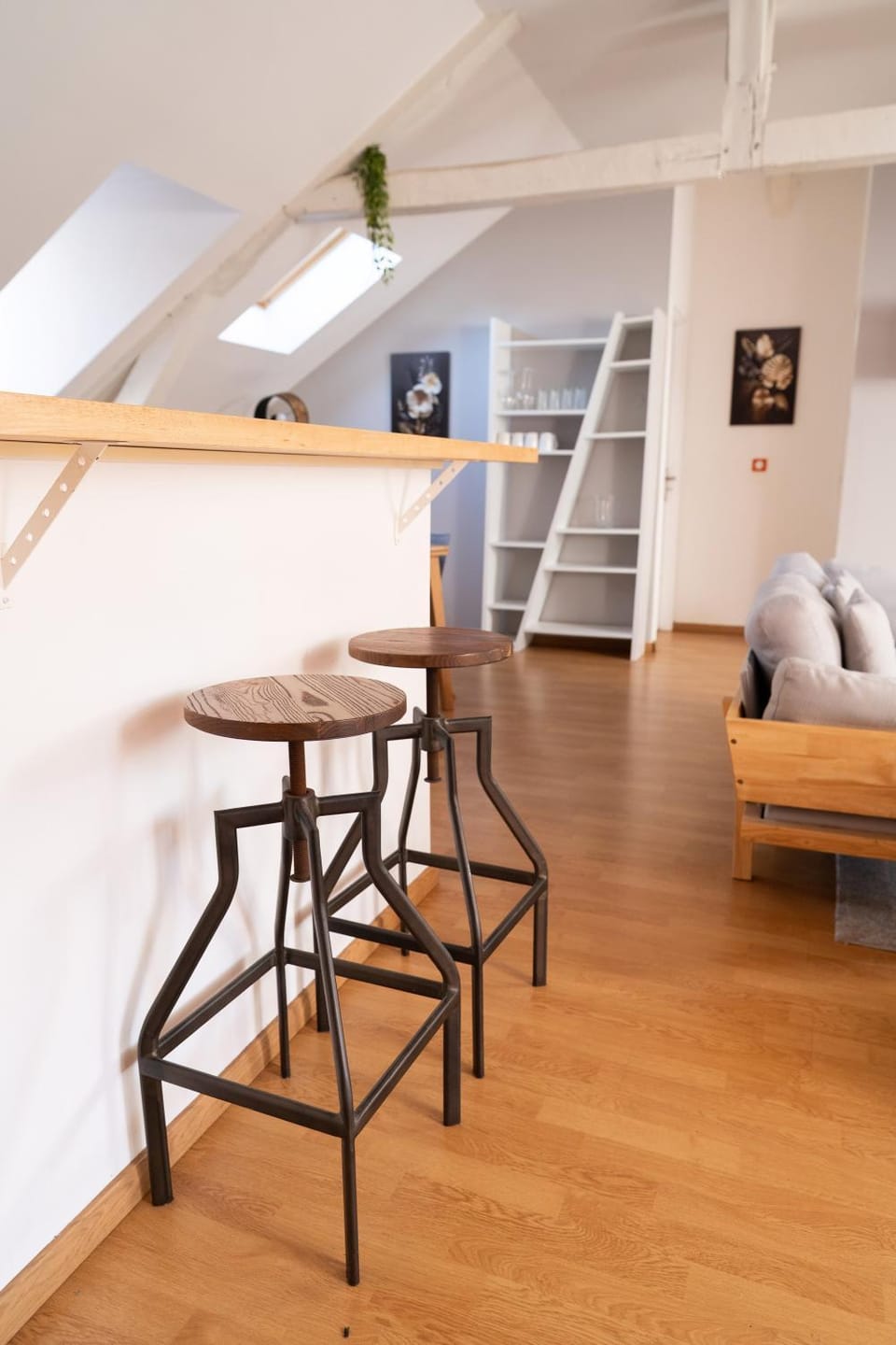 Lounge or bar