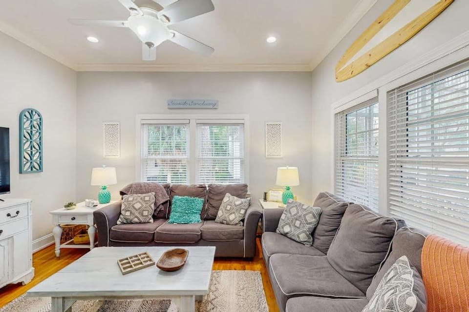 Pineapple Villa House in Edisto Beach