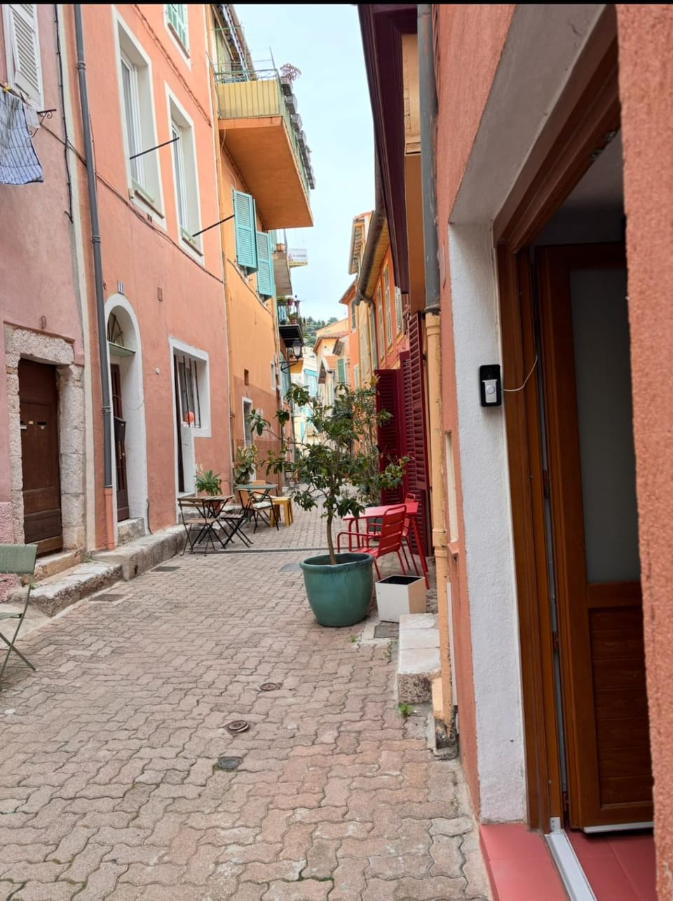 Property building, Neighbourhood, Street view
