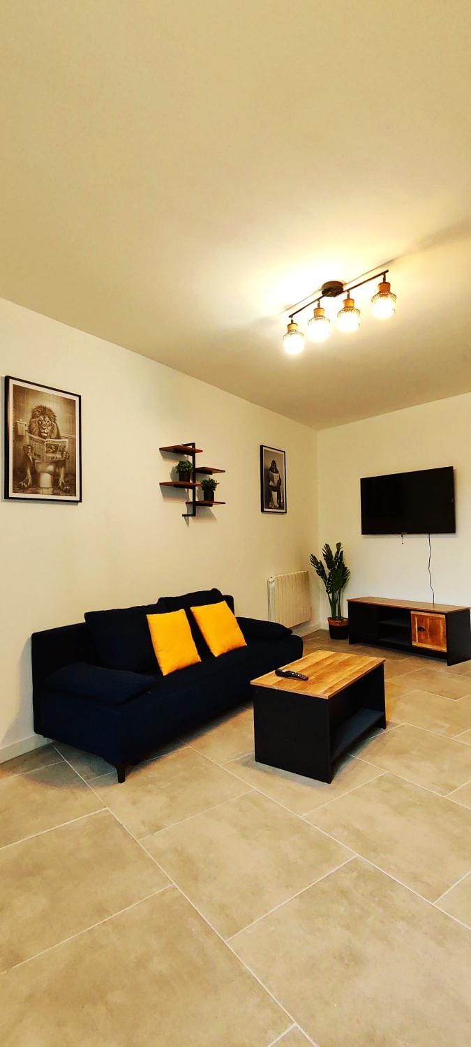 Charmante maison à Denain en couple ou solo House in Hauts-de-France