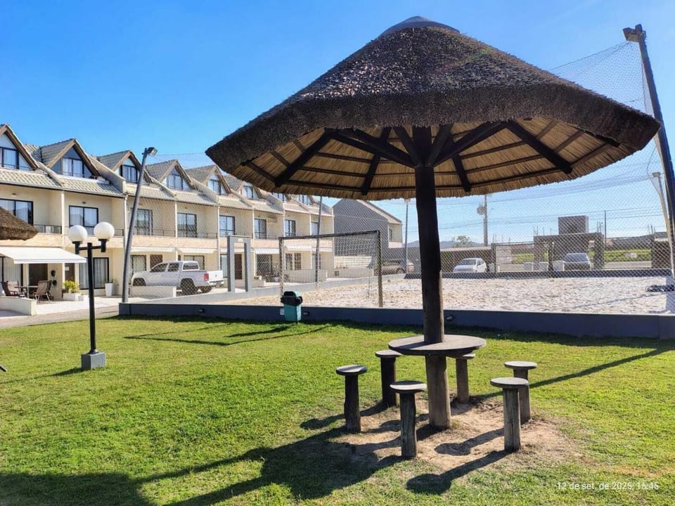 Houses in a beachfront condominium with a swimming pool in Itajubá - MCSs House in State of Santa Catarina