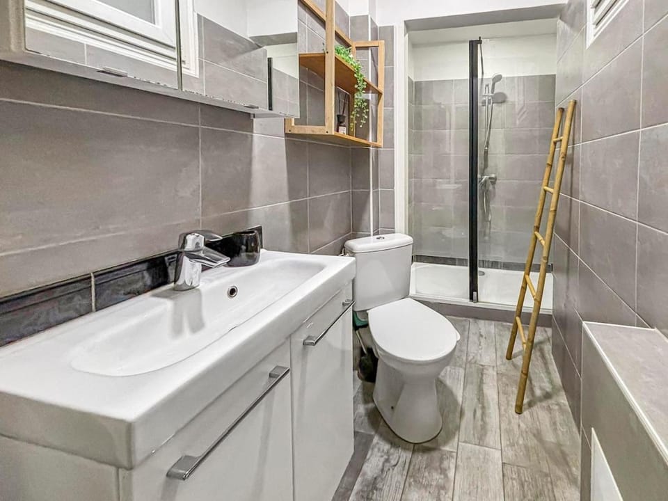 Bel espace familial proche de Paris Apartment in Saint-Denis, France