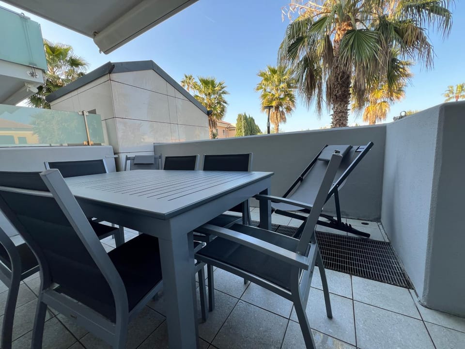 Balcony/Terrace, Balcony/Terrace