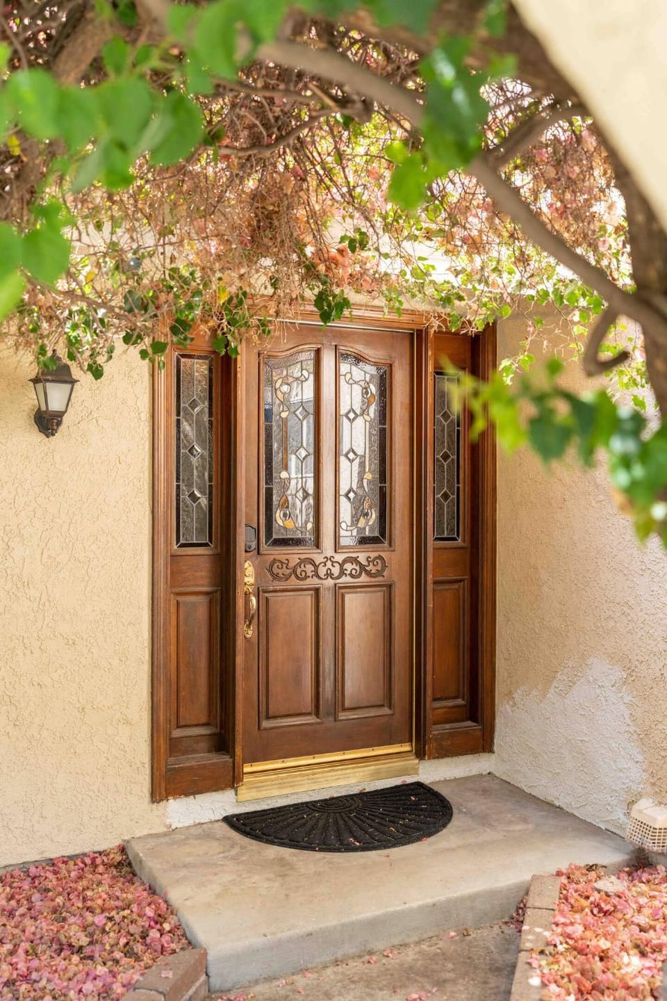 Quiet Comfort Suite 2B1B Skyline View House in Corona