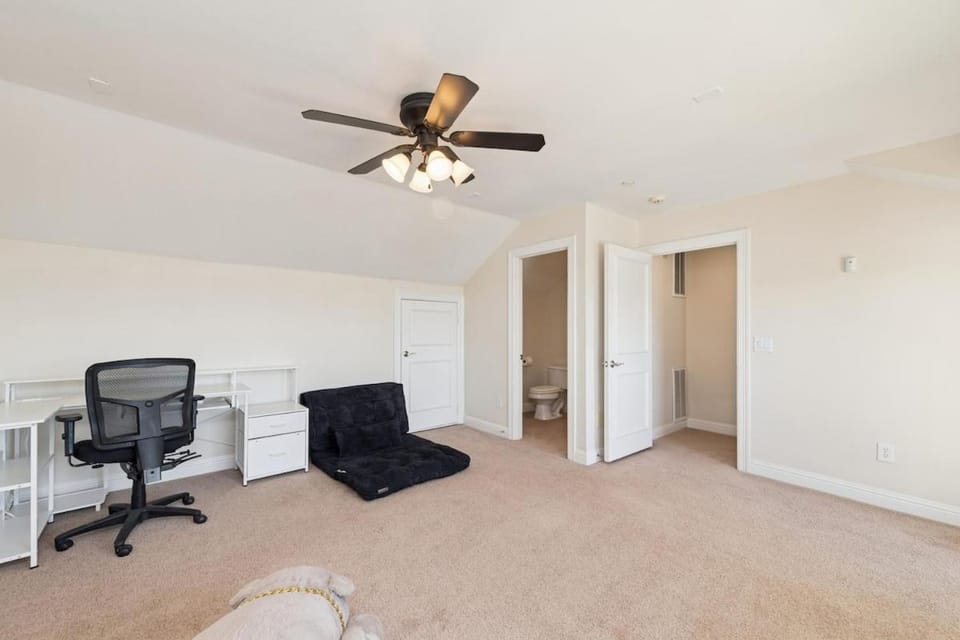 Highland Park, Oak Lawn Dallas Townhome House in Dallas
