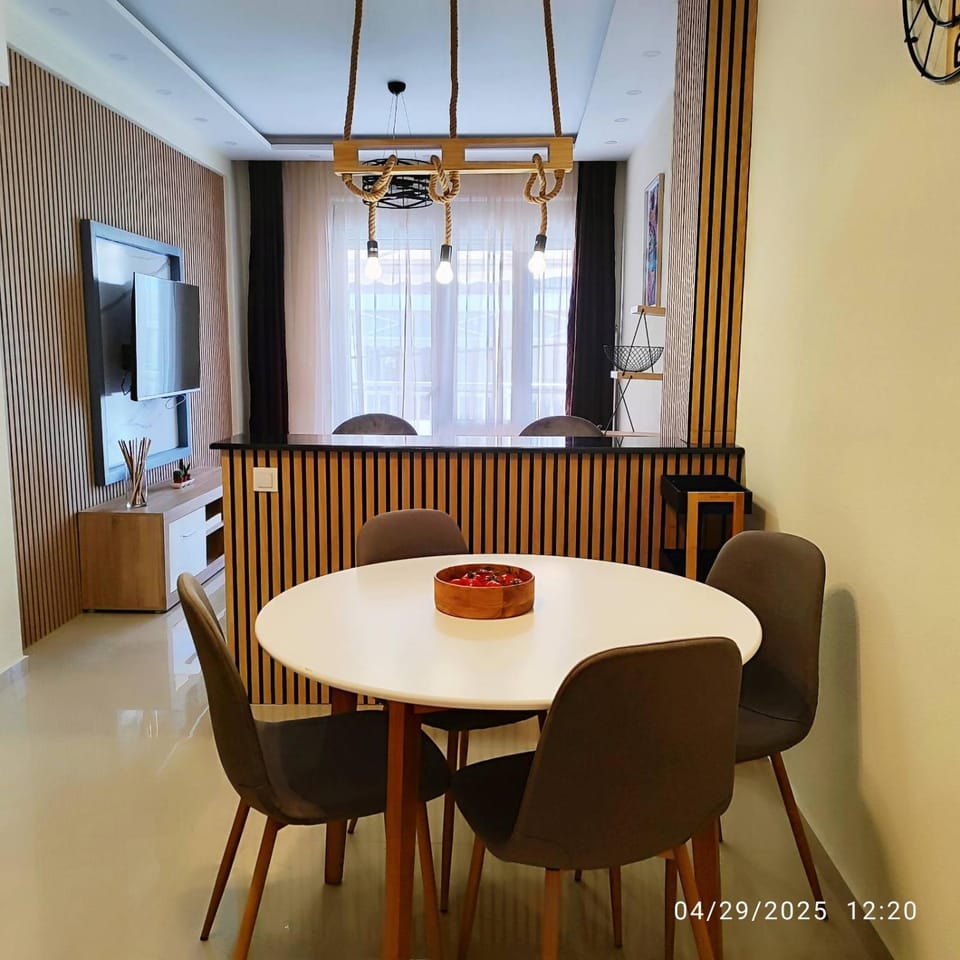 Marietta's Luxury for 5 Apartment in Decentralized Administration of Macedonia and Thrace