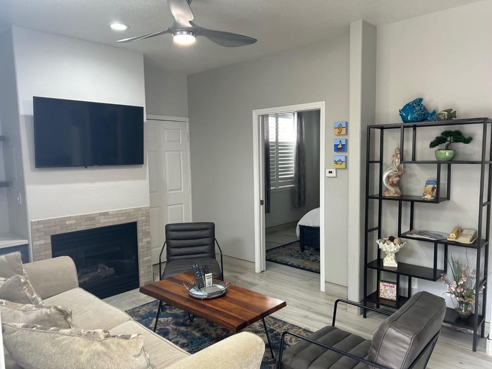 Coconut Cubby House in Oceano